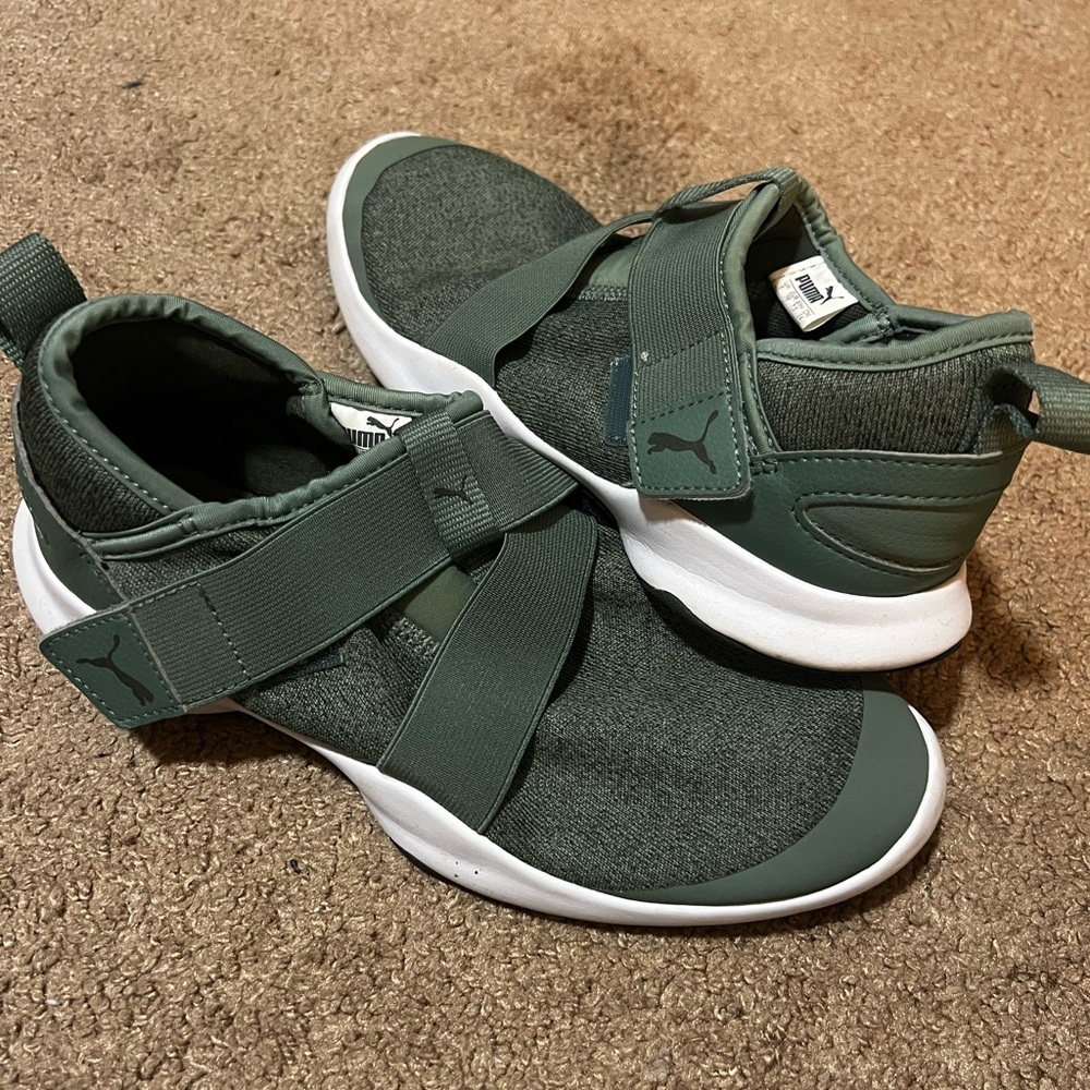 Puma Forest Green Sport Sneakers